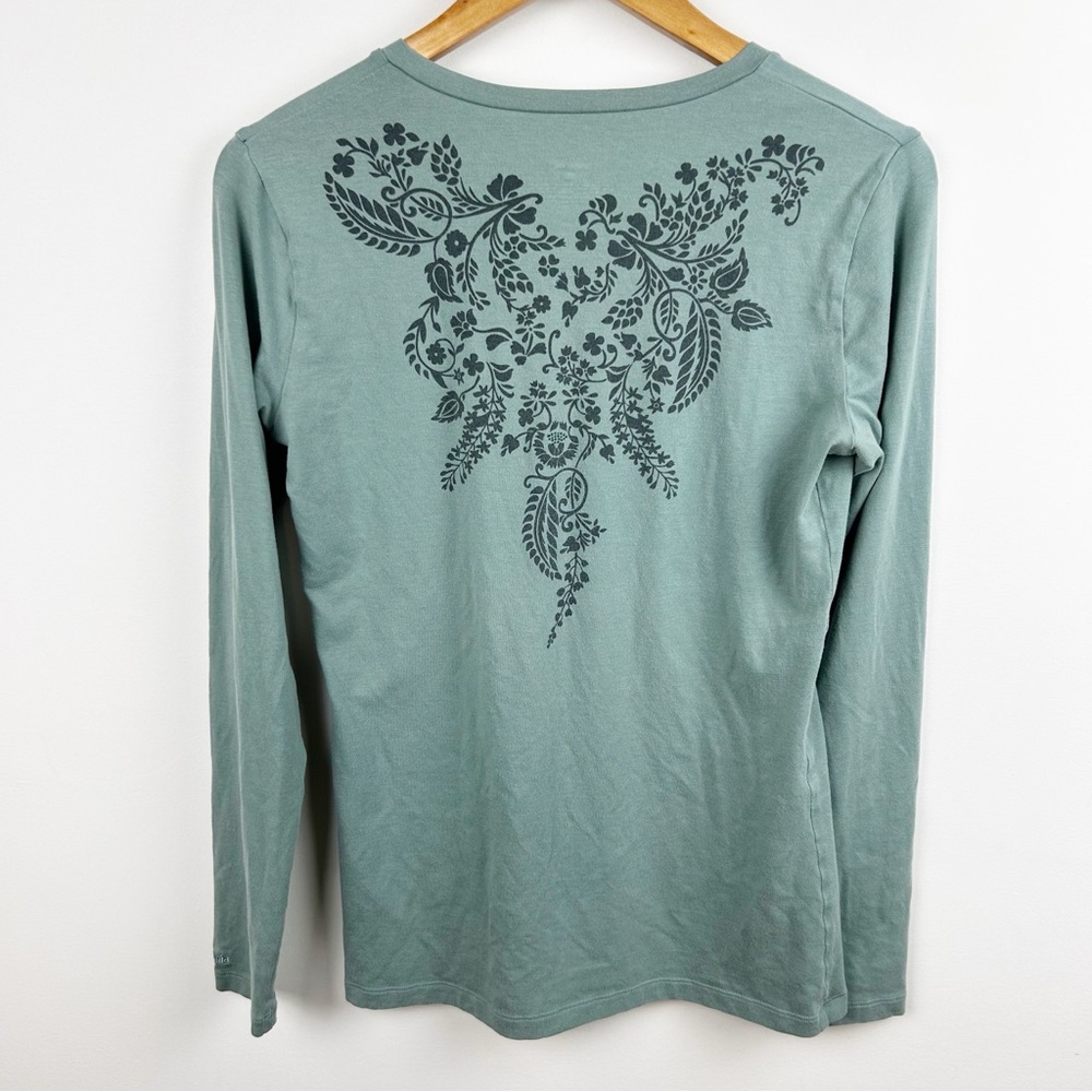 Patagonia Long Sleeve Floral Green T shirt